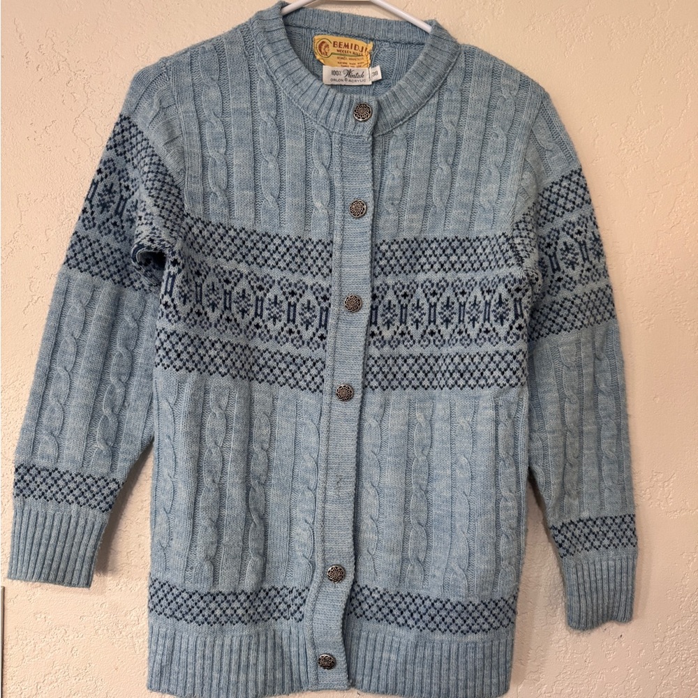 Blue Vintage Women's Sweater